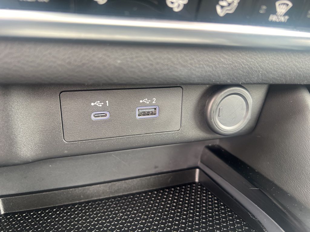 2021 Nissan Rogue SL photo