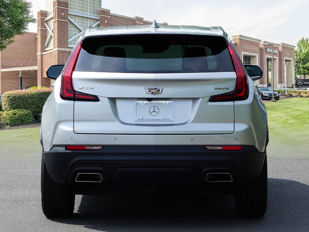 Thumbnail: 2022 Cadillac XT4 - 5