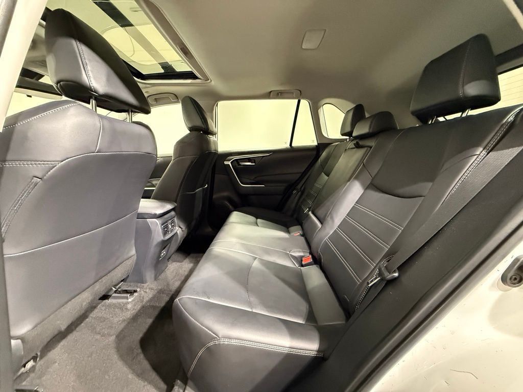 Thumbnail: 2025 Toyota RAV4 - 20