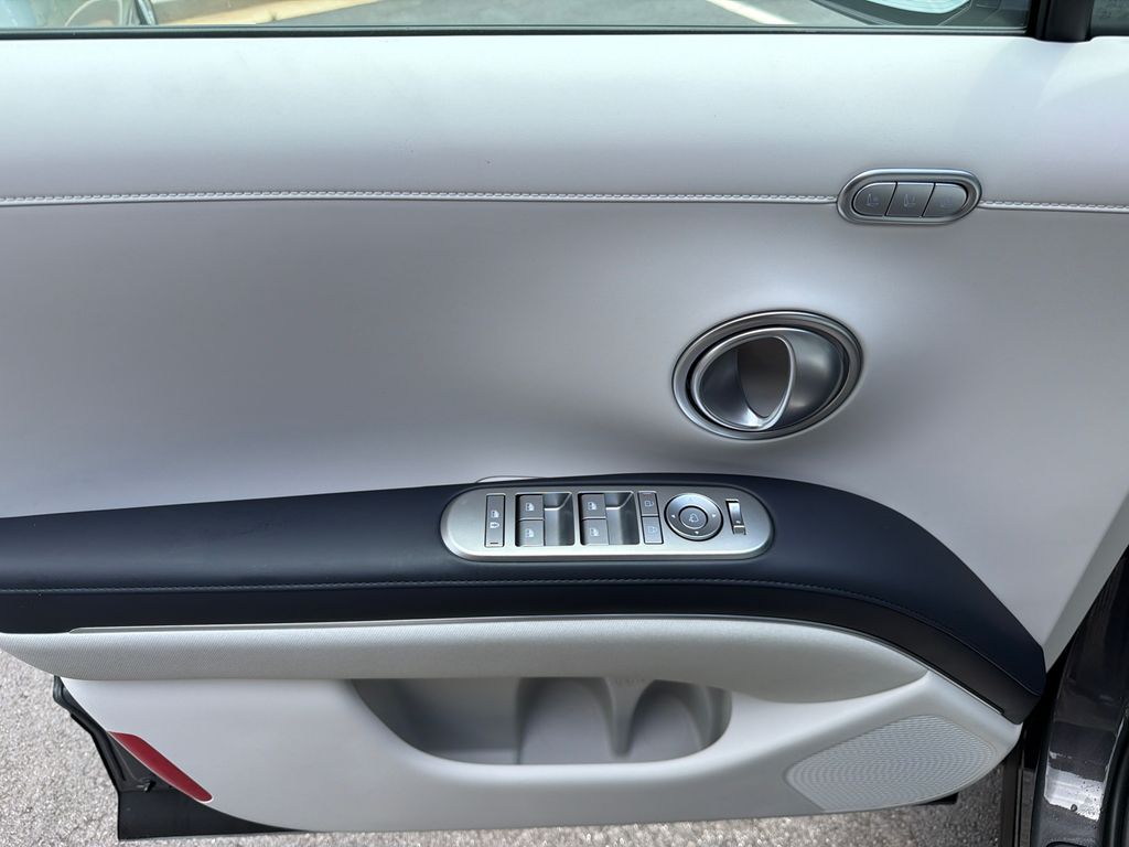 New 2026 Gray Hyundai Calligraphy image 11