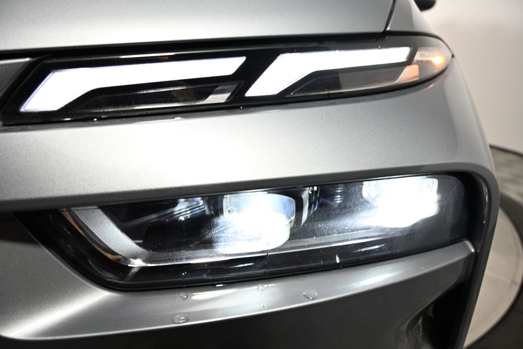 Thumbnail: 2026 BMW X7 - 9