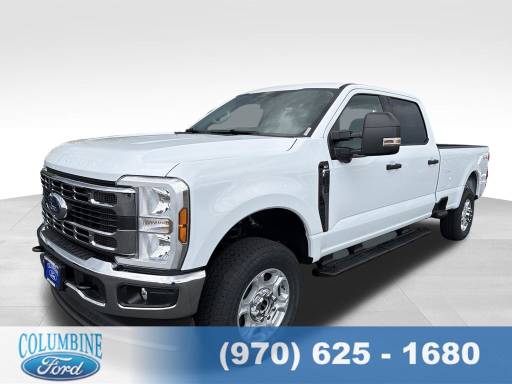 Oxford White 2026 Ford F-250 Super Duty Pickup Truck Four-Wheel Drive Automatic