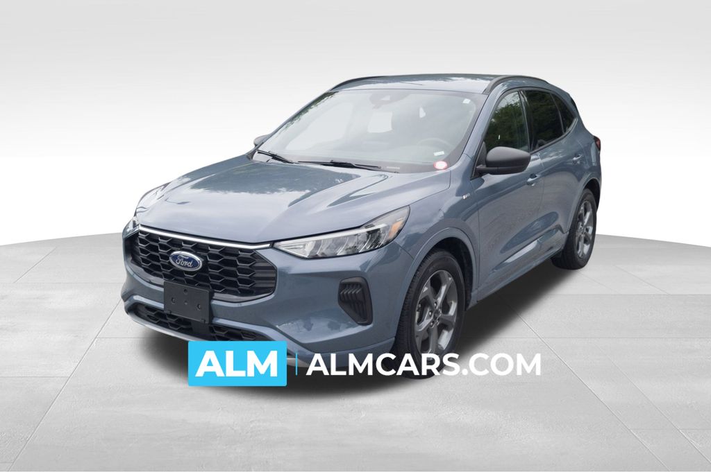 2024 Ford Escape ST-Line's photo
