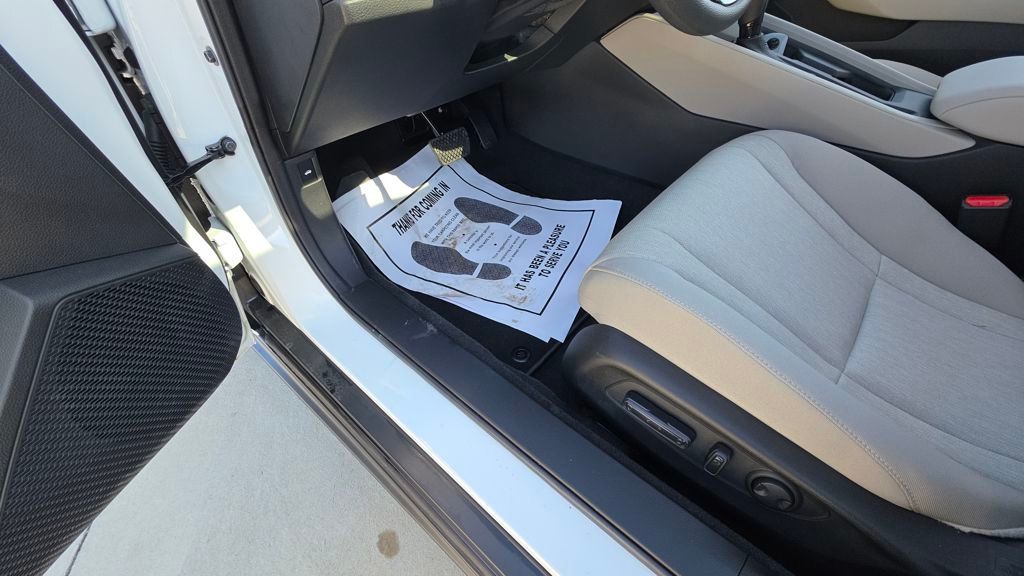 2025 Honda Accord SE - Photo 21