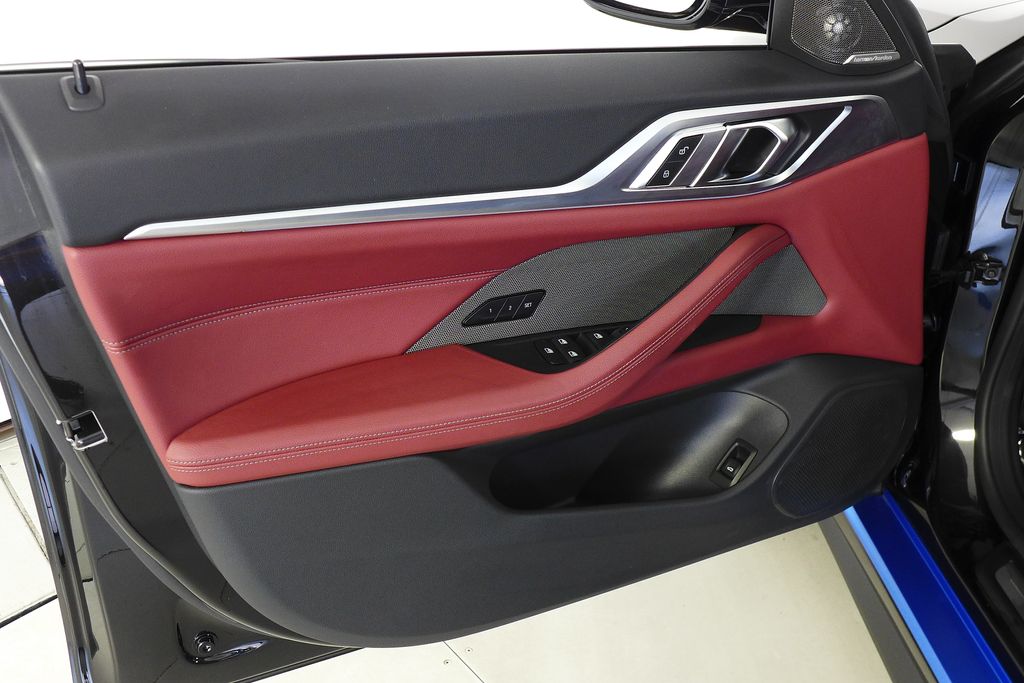 Thumbnail: 2023 BMW i4 - 11