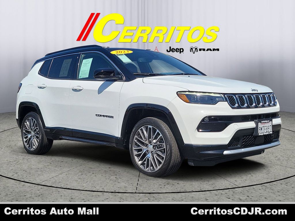 Bright White Clearcoat 2023 Jeep Compass Limited 4WD SUV / Crossover Four-Wheel Drive 8-Speed Automatic