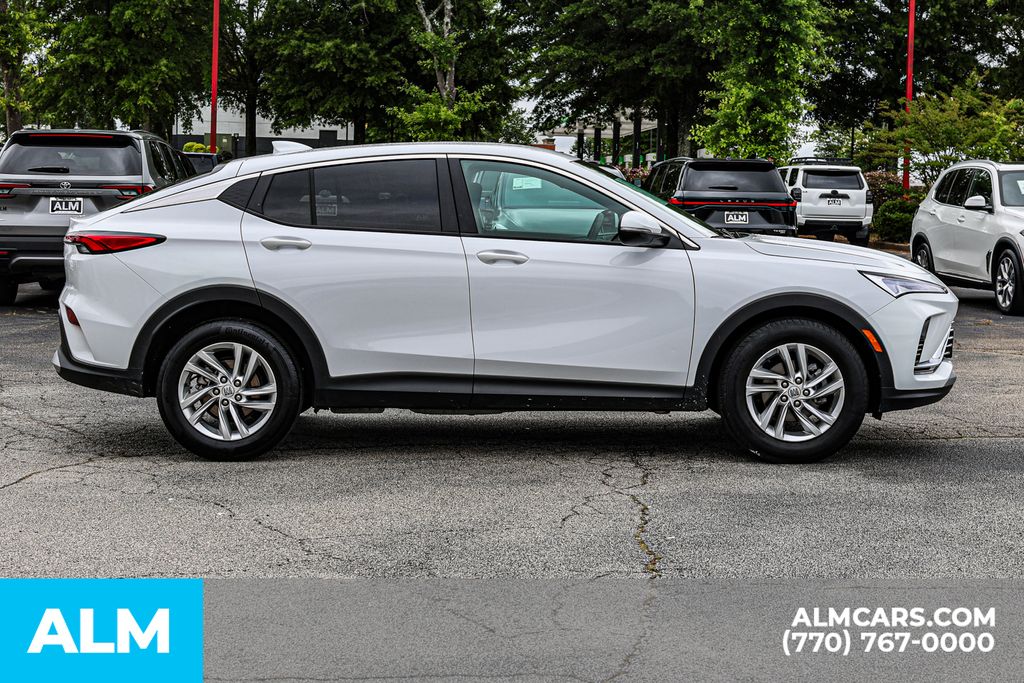 Used 2025 White Buick Preferred image 10