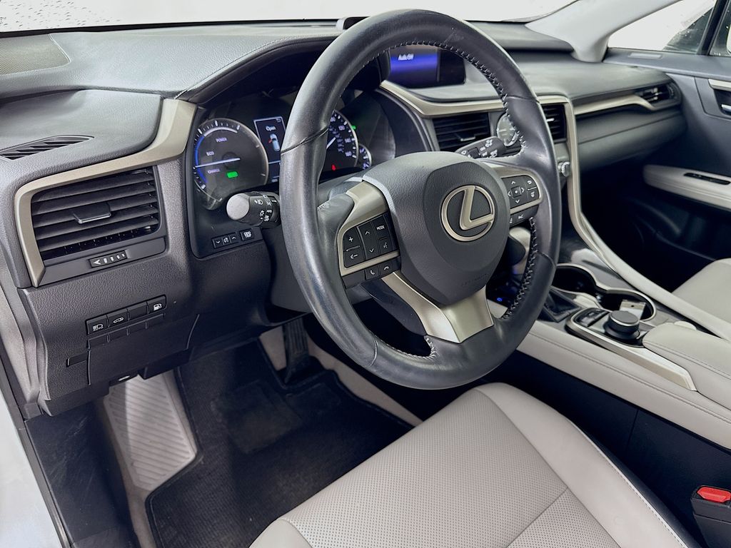 Thumbnail: 2019 Lexus RX - 9