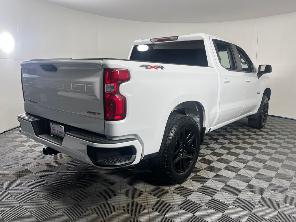 Thumbnail: 2023 Chevrolet Silverado 1500 - 11