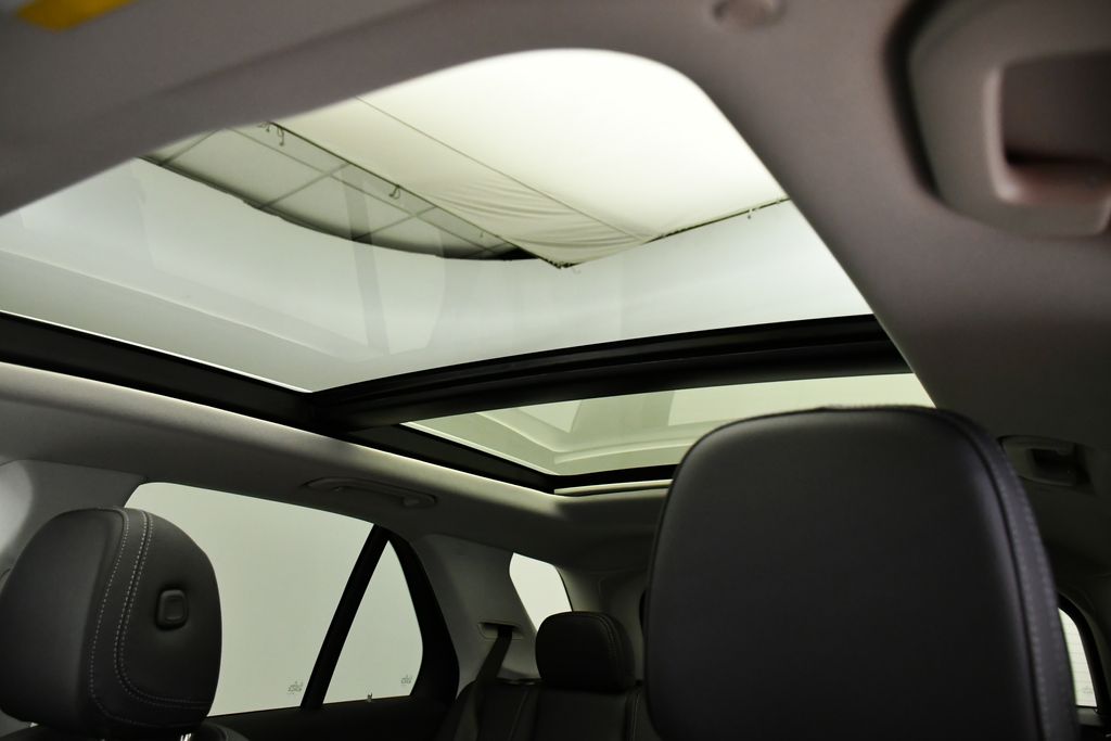 Thumbnail: 2026 Mercedes-Benz GLE - 17