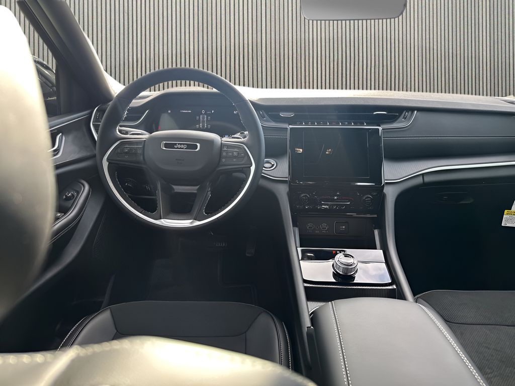 New Car 2025 Jeep Grand Cherokee  For Sale Under $50,000 In Austin, Texas