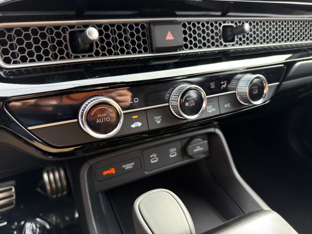 Thumbnail: 2026 Honda Civic - 30