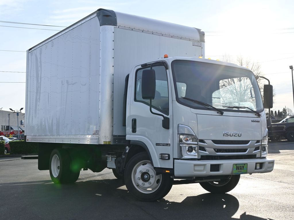 2024 Isuzu NPR HD 