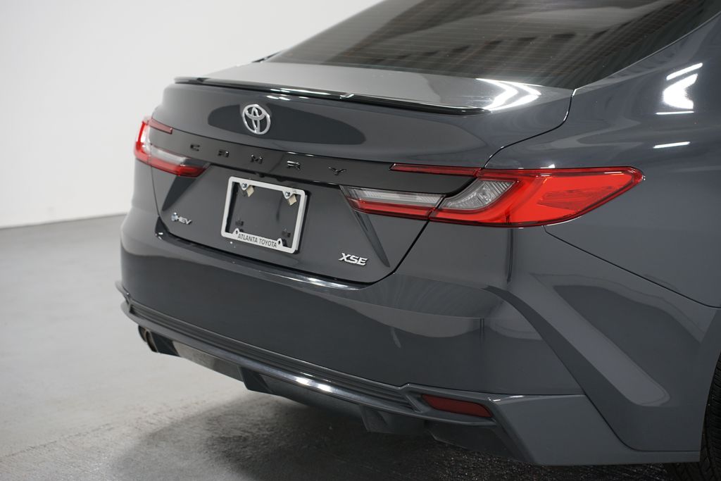 Thumbnail: 2025 Toyota Camry - 9