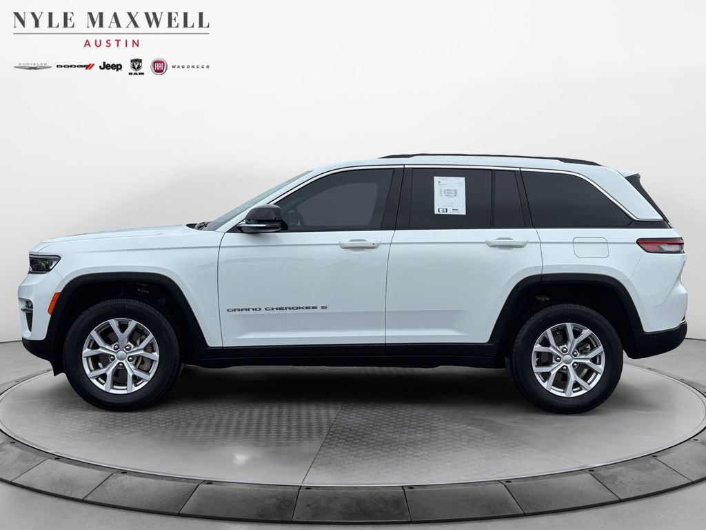 Used Car 2022 Jeep Grand Cherokee  Limited For Sale Under $30,000 In Austin, Texas