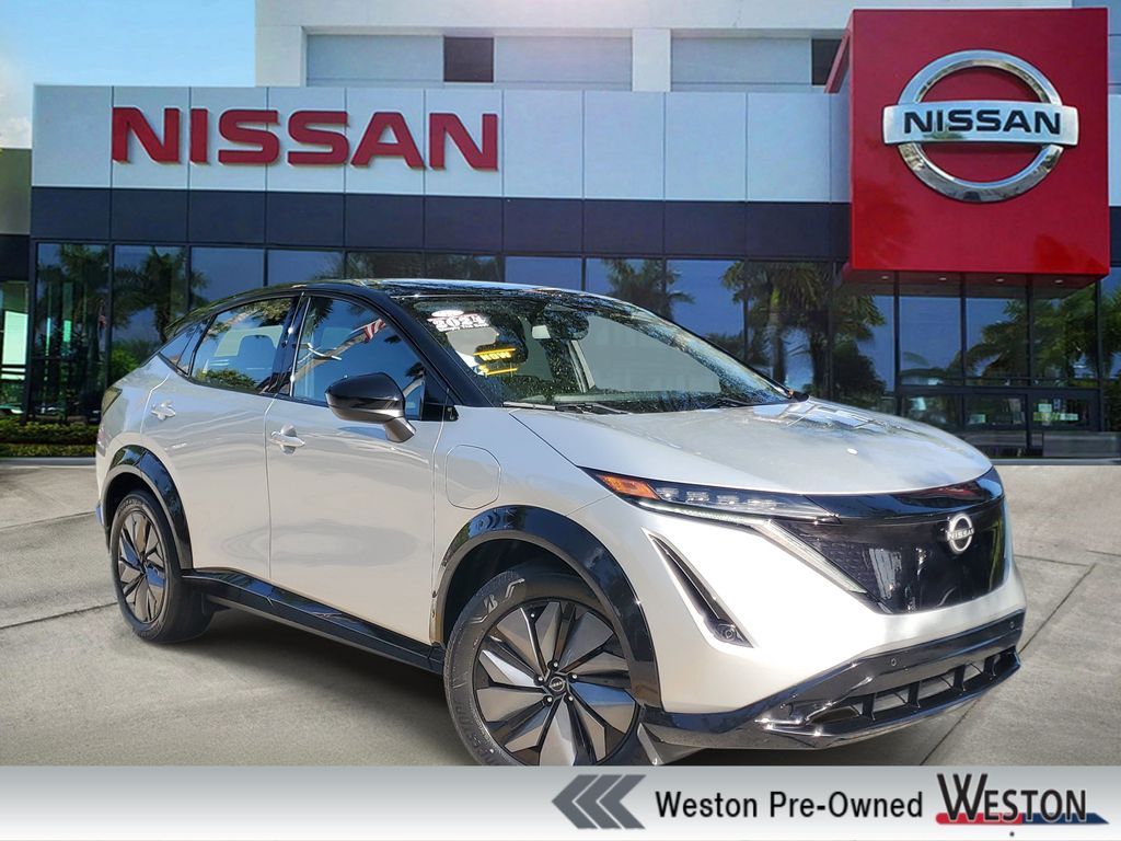 Brilliant Silver Metallic/Black Diamond Pearl 2024 Nissan Ariya SUV / Crossover All-Wheel Drive Continuously Variable Transmission