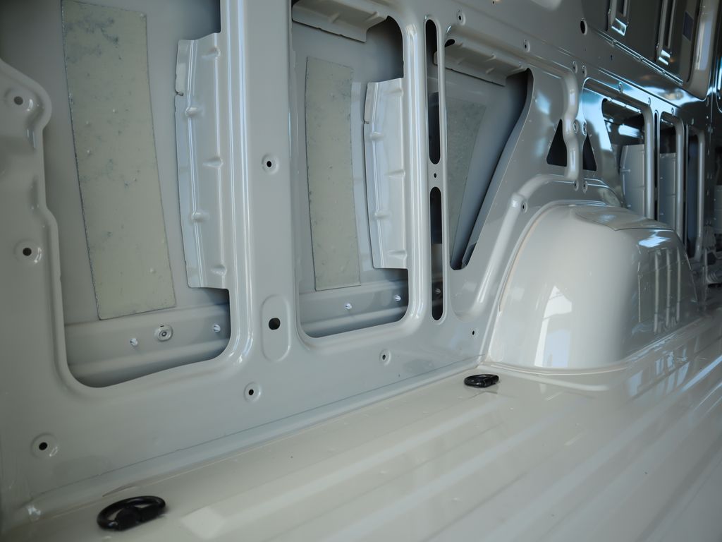 Thumbnail: 2025 Mercedes-Benz Sprinter - 32