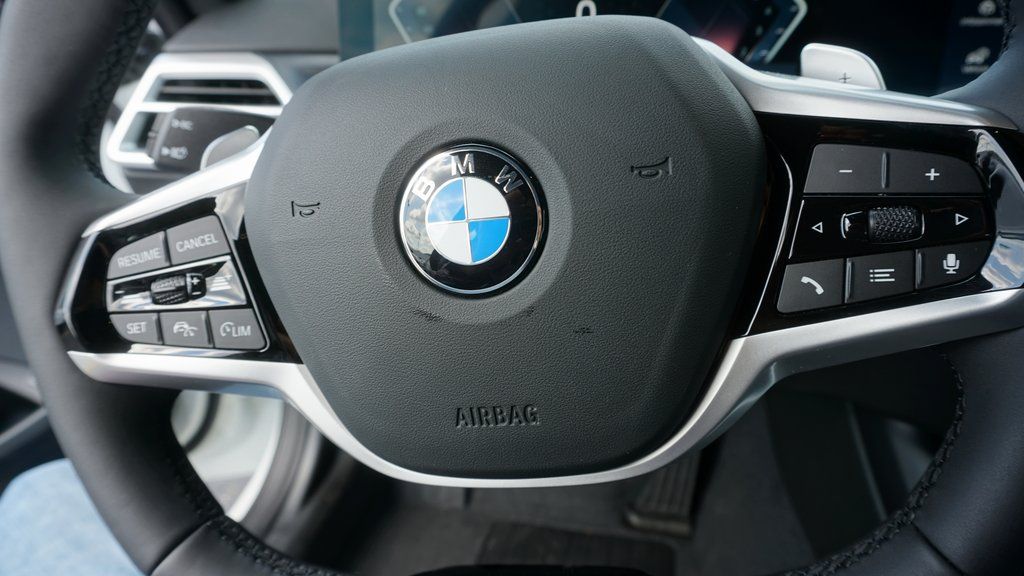 2025 BMW 2 Series 230i - Photo 11