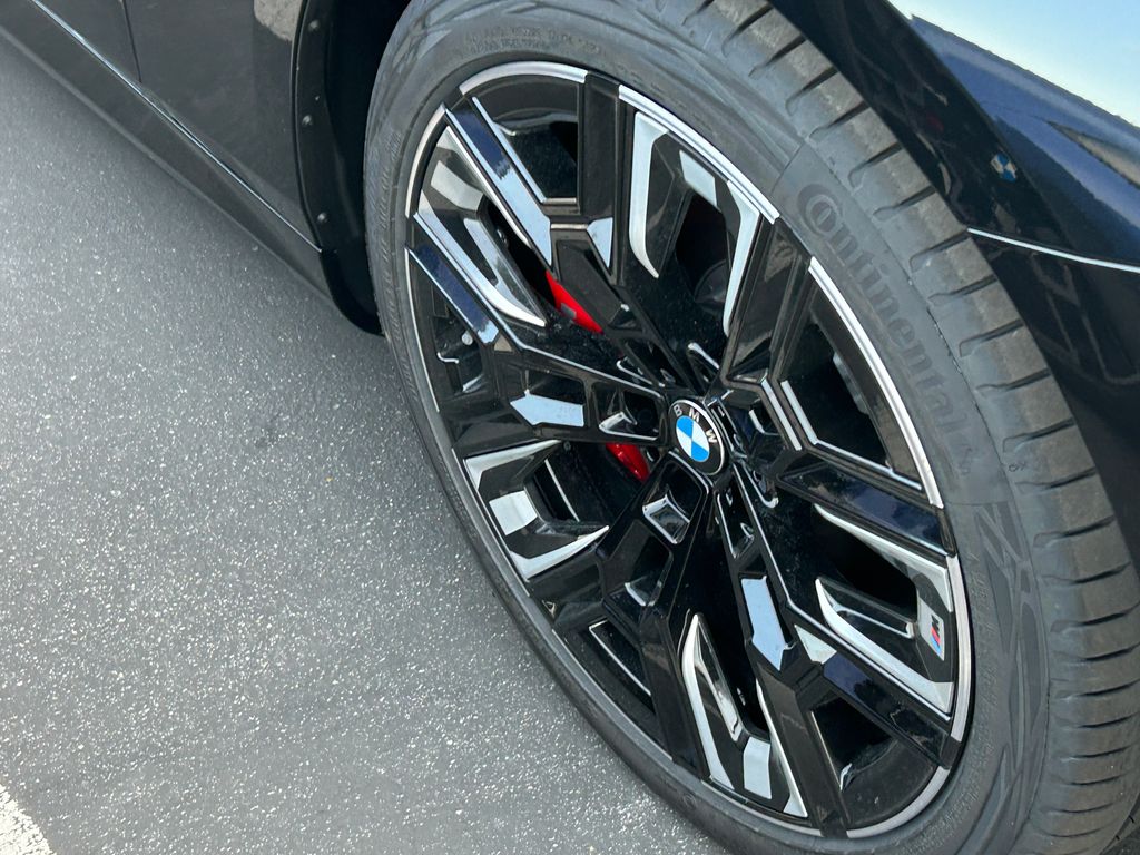 Thumbnail: 2025 BMW i5 - 3