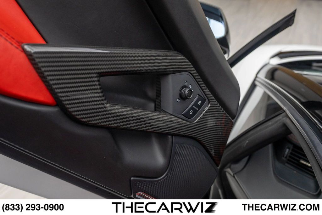 2017 Lamborghini Aventador Base - Photo 43