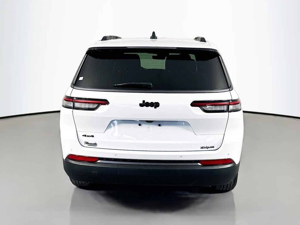 New 2026 White/off-white Jeep Laredo Altitude image 6