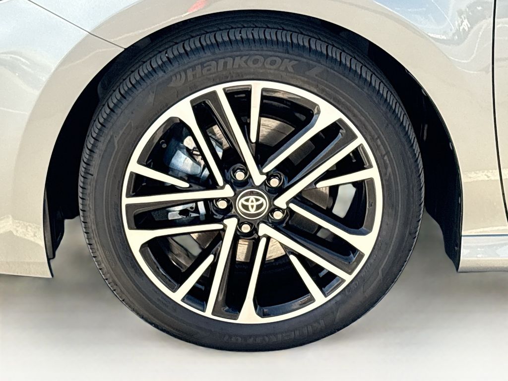 Thumbnail: 2026 Toyota Camry - 29