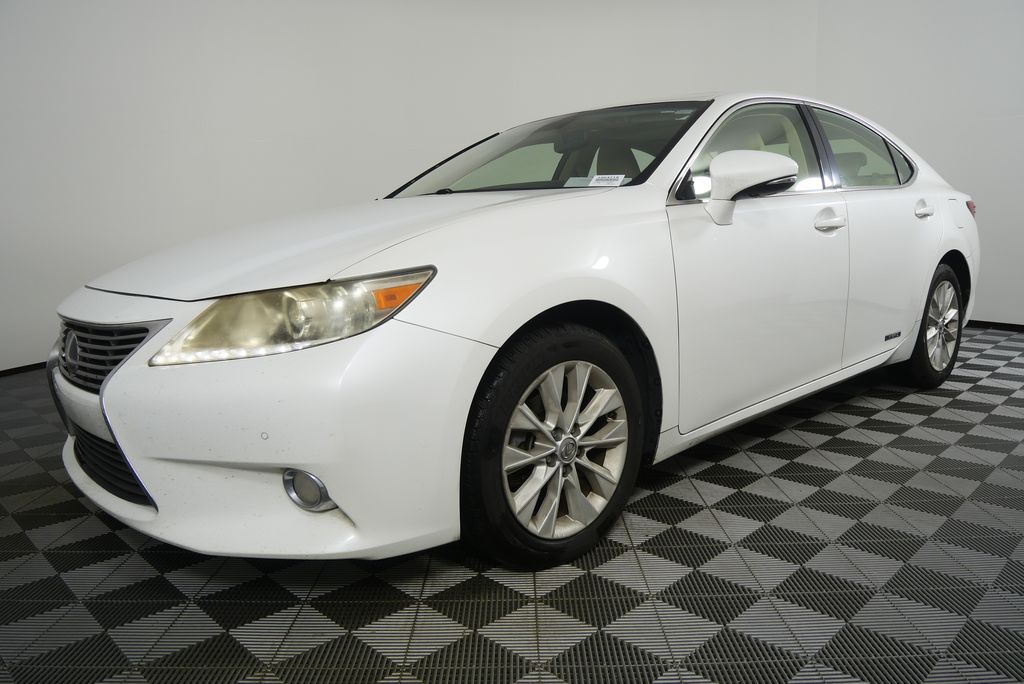 Thumbnail: 2013 Lexus ES - 7