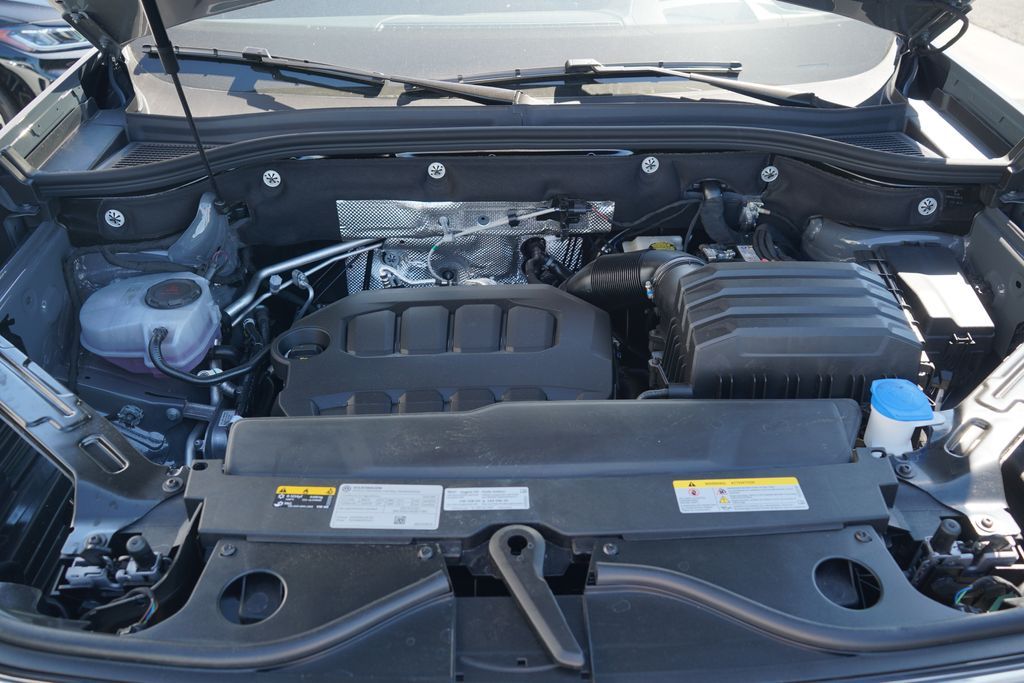 Thumbnail: 2025 Volkswagen Atlas - 13