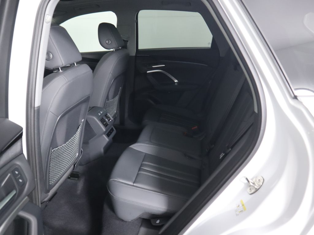 Thumbnail: 2025 Audi Q5 - 23