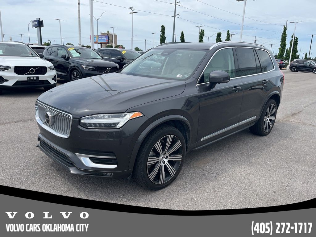 2024 Volvo XC90 B6 Plus Bright Theme 6-Seater