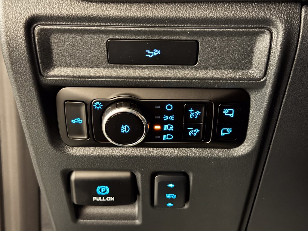 New 2026 White Ford Lariat image 31