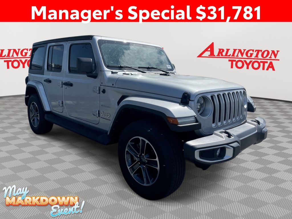 Silver Zynith Clearcoat 2023 Jeep Wrangler Sahara 4-Door 4WD SUV / Crossover Four-Wheel Drive 8-Speed Automatic