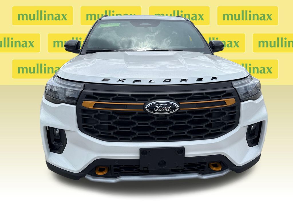 New 2026 White Ford Tremor image 12