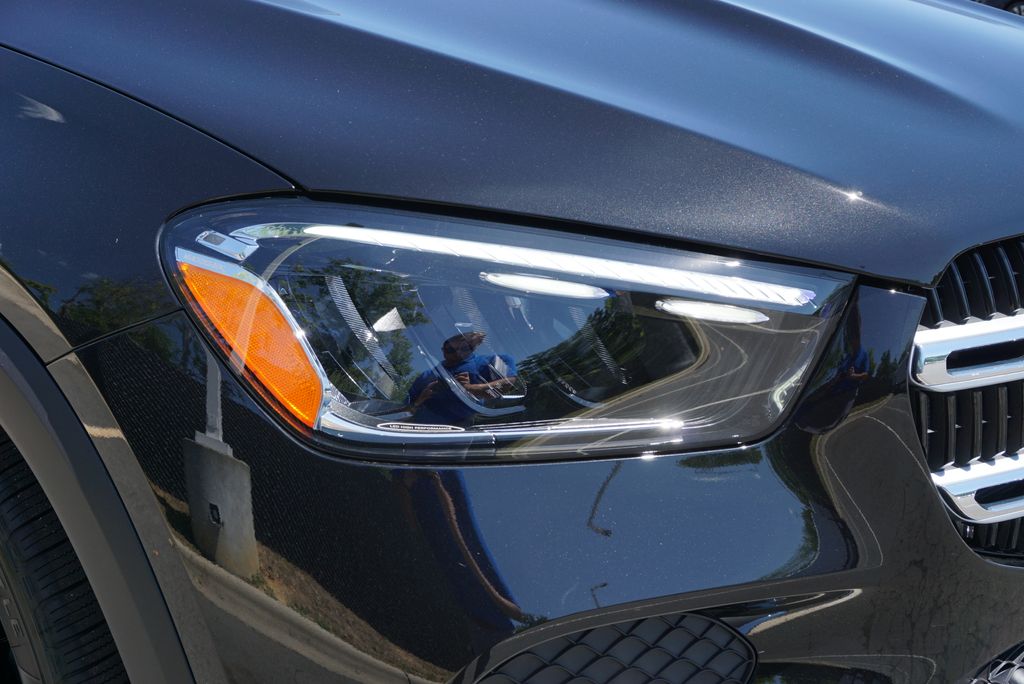 Thumbnail: 2026 Mercedes-Benz GLE - 10