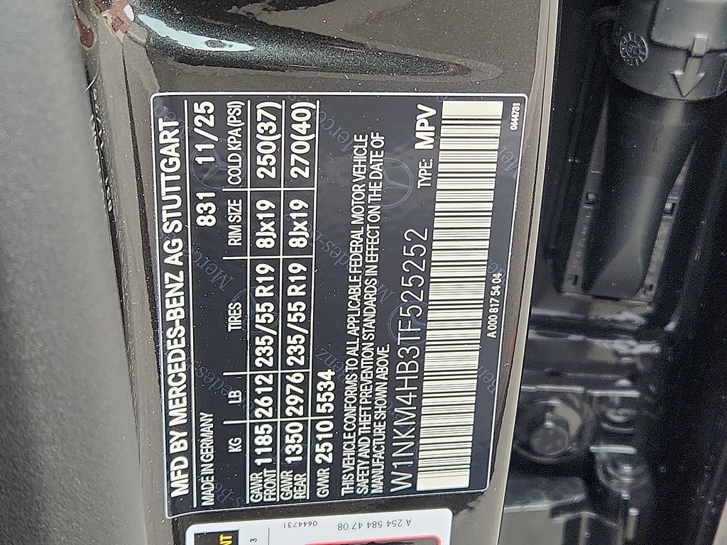 Thumbnail: 2026 Mercedes-Benz GLC - 15