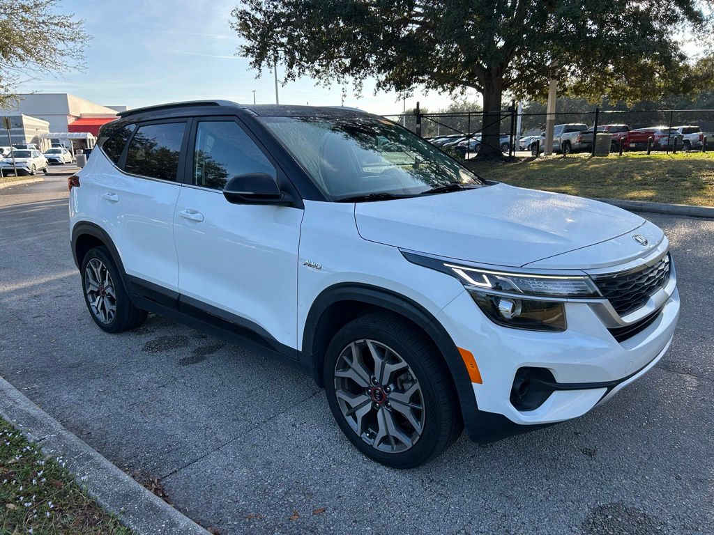 Thumbnail: 2021 Kia Seltos - 7