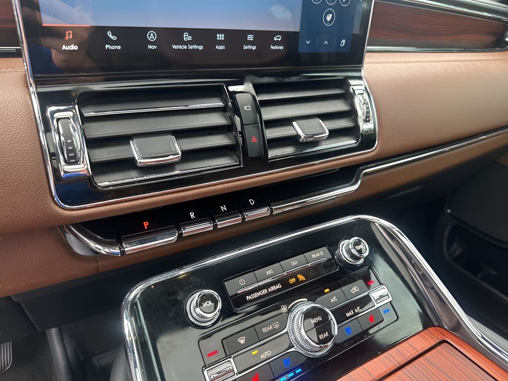 Used Car 2024 Lincoln Navigator  Utility L Reserve Four Wheel Drive For Sale Under $80,000 In Austin, Texas