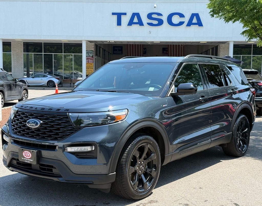 2023 Ford Explorer ST-Line