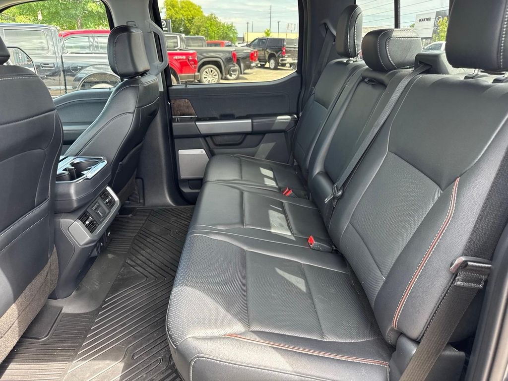 Certified Used 2022 Smoked Quartz Metallic Tinted Clearcoat Ford Lariat image 9