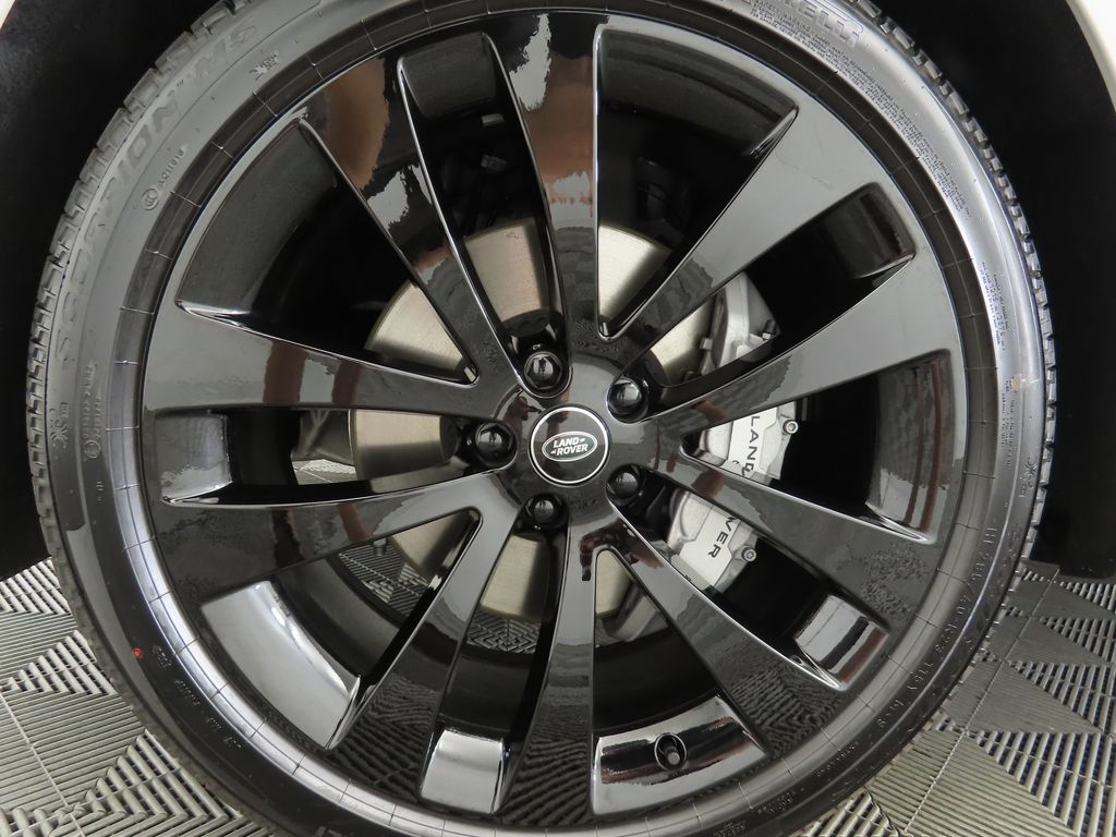 Thumbnail: 2025 Land Rover Range Rover Sport - 30