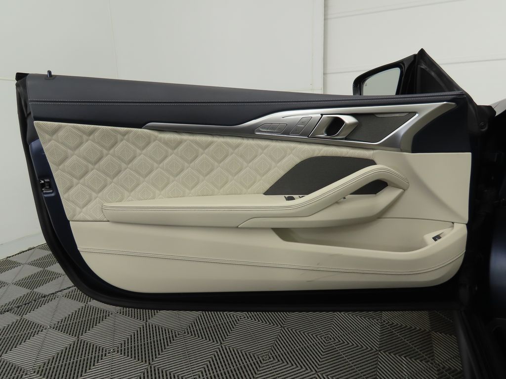 Thumbnail: 2023 BMW M8 - 32