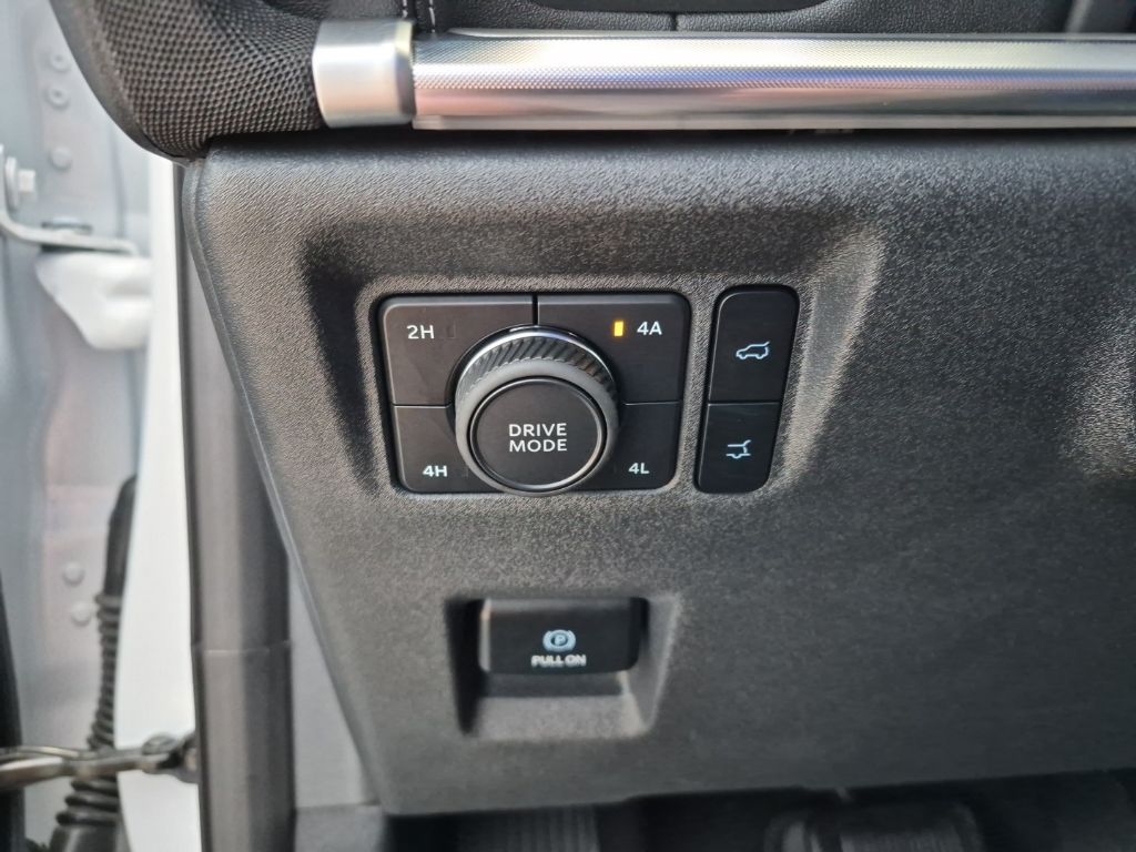 Used Car 2025 Ford Expedition  Platinum For Sale Under $80,000 In Austin, Texas