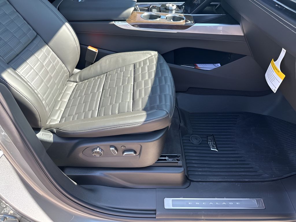 New Car 2025 Cadillac Escalade  Premium Luxury Platinum For Sale Under $130,000 In Austin, Texas