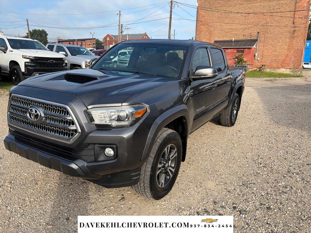 Magnetic Gray Metallic 2016 Toyota Tacoma Pickup Truck Four-Wheel Drive 6-Speed Automatic