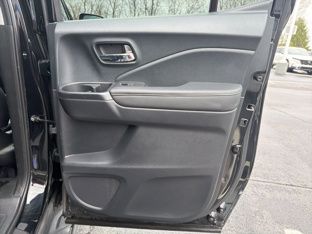 Thumbnail: 2023 Honda Ridgeline - 23