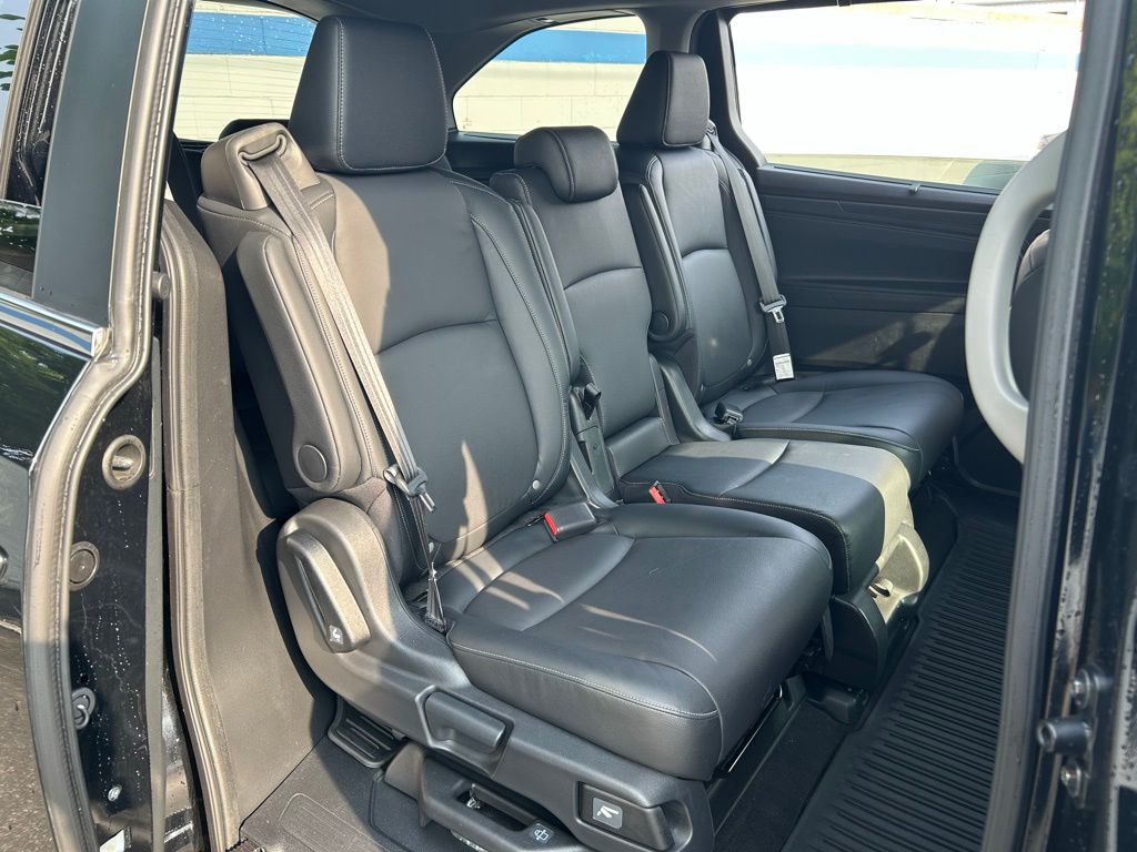 2024 Honda Odyssey Touring 25