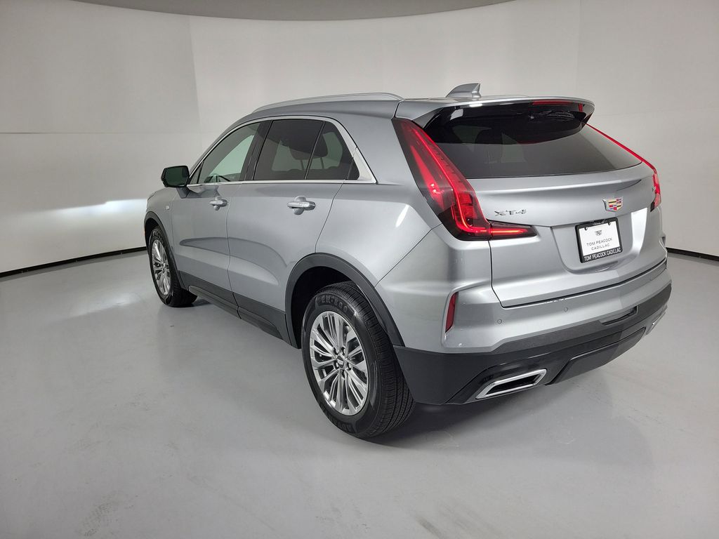 2025 Cadillac XT4 Premium Luxury - 2