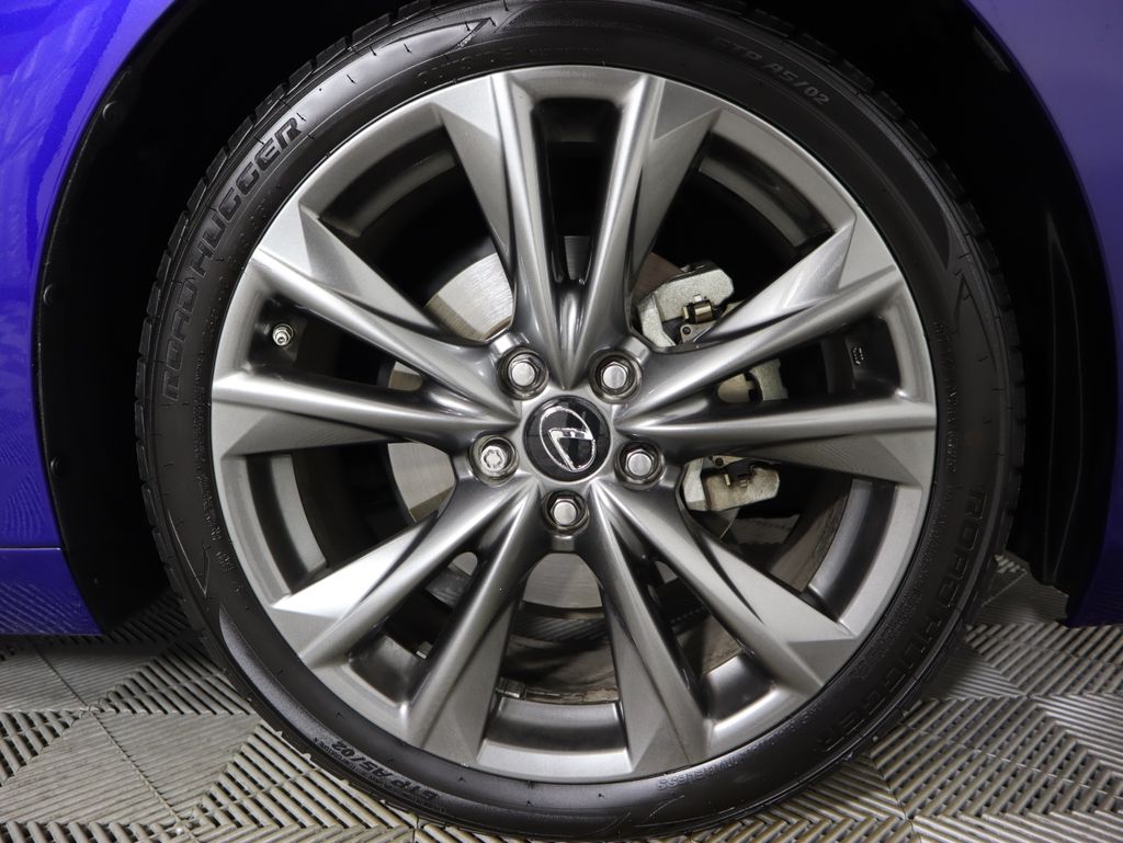 Thumbnail: 2019 Lexus ES - 32