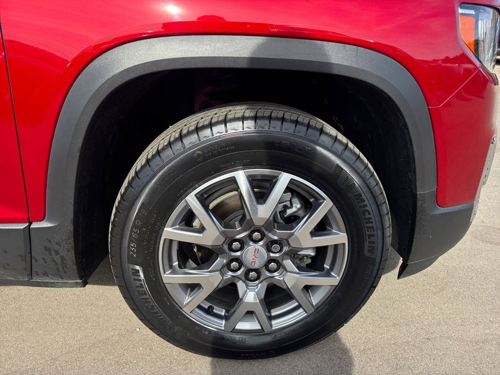 2022 GMC Acadia SLT 42