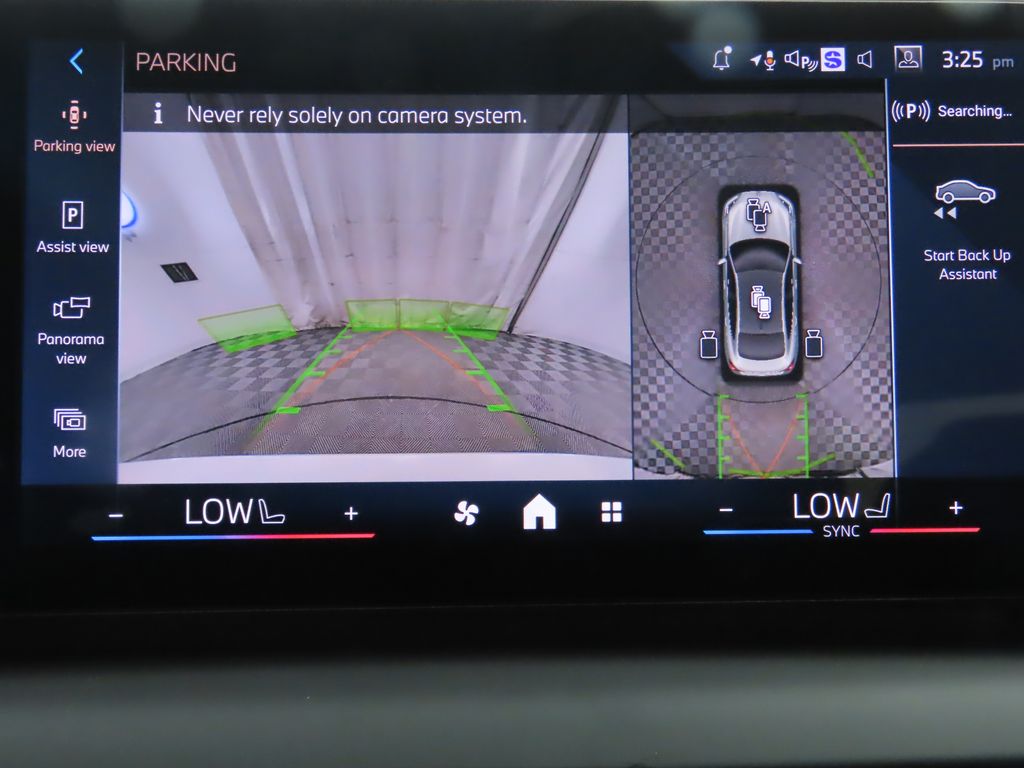 Thumbnail: 2026 BMW 2 Series - 16